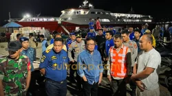 Pelabuhan Pangkalan Perahu Kendari Dinilai Kotor dan Tak Layak, Ridwan Bae Minta Pelindo Segera Benahi 15 Pelabuhan Pangkalan Perahu Kendari Dinilai Kotor dan Tak Layak, Ridwan Bae Minta Pelindo Segera Benahi