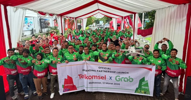 Telkomsel Gandeng Grab Perkuat Branding di 4 Kota Sulawesi, Libatkan 2.200 Mitra Driver 1 Telkomsel Gandeng Grab Perkuat Branding di 4 Kota Sulawesi, Libatkan 2.200 Mitra Driver