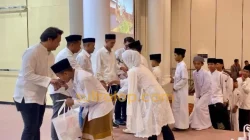 Bukber Ramadan REI Sultra Jadi Ajang Berbagi, Puluhan Anak Yatim Disantuni 3 Bukber Ramadan REI Sultra Jadi Ajang Berbagi, Puluhan Anak Yatim Disantuni