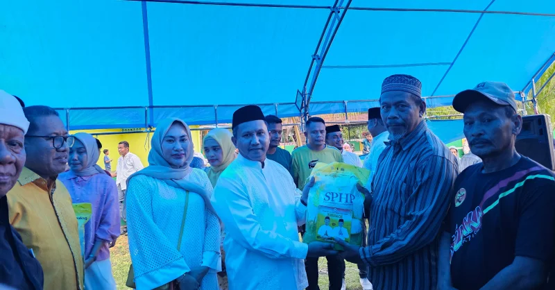 Golkar Sultra Buka Puasa Bersama Warga Tongkuno Raya, La Ode Darwin Bagikan 500 Paket Beras 1 Golkar Sultra Buka Puasa Bersama Warga Tongkuno Raya, La Ode Darwin Bagikan 500 Paket Beras