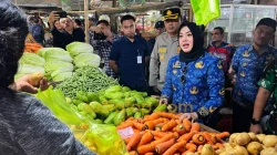 Sidak 4 Pasar di Kendari, Wali Kota Temukan Kenaikan Harga Cabai, Telur hingga Daging