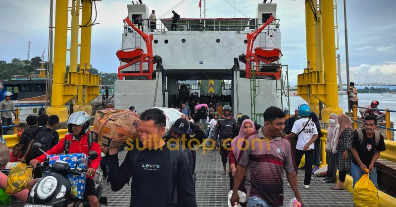 Arus Mudik Lebaran 2026 di Sulawesi Tenggara Tembus 140 Ribu Kendaraan 1 Arus Mudik Lebaran 2026 di Sulawesi Tenggara Tembus 140 Ribu Kendaraan