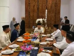 ‎Open House Gubernur ASR Diserbu Warga Sejak Pagi, THR Dibagikan dari Dana Pribadi