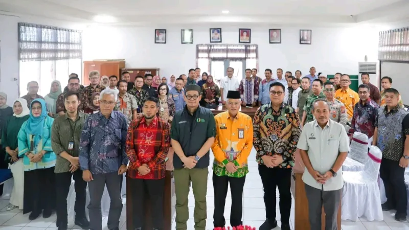 Bantuan Pangan Sultra Disalurkan Sebelum Lebaran, Pengawasan Harga Diperketat 1 Bantuan Pangan Sultra Disalurkan Sebelum Lebaran, Pengawasan Harga Diperketat