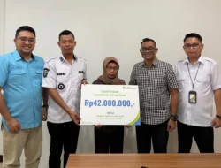Ahli Waris Aparat Desa Laywo Jaya Terima Santunan Kematian BPJS Ketenagakerjaan Rp42 Juta