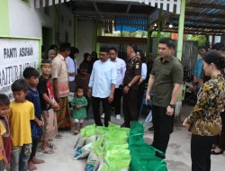 ‎Kejaksaan Muna Hadirkan Dokter Spesialis Kulit untuk Anak Panti Asuhan dalam Baksos Ramadan ‎