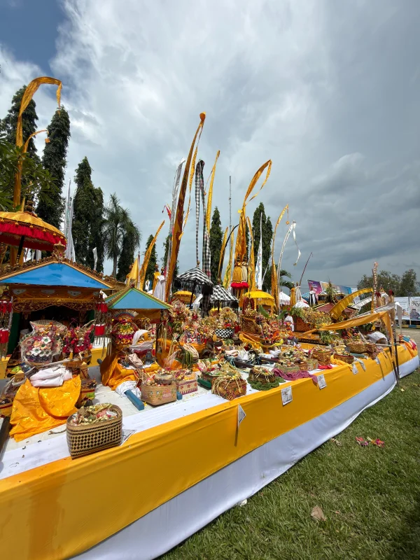 Upacara Melasti Umat Hindu di Konawe Berlangsung Hikmat, Digelar di Bendung Wawotobi 3 Upacara Melasti Umat Hindu di Konawe Berlangsung Hikmat, Digelar di Bendung Wawotobi