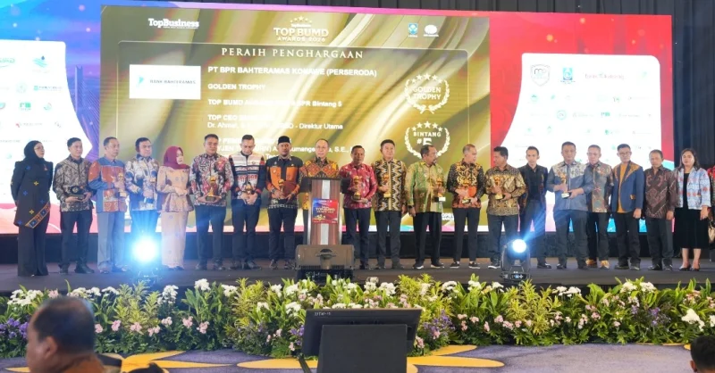 7 BPR Bahteramas Sultra Bersinar di TOP BUMD Awards 2026, Gubernur ASR Apresiasi 1 7 BPR Bahteramas Sultra Bersinar di TOP BUMD Awards 2026, Gubernur ASR Apresiasi
