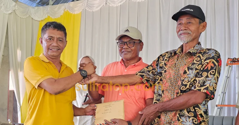 Turnamen Domino Bupati Cup I Muna Barat Berakhir, Pasangan Desa Oelongko Sabet Juara Satu 1 Turnamen Domino Bupati Cup I Muna Barat Berakhir, Pasangan Desa Oelongko Sabet Juara Satu