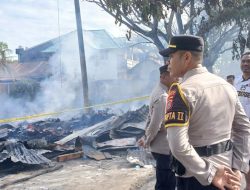 Kebakaran di Pasar Laino Muna, 9 Kios Pakaian Bekas Hangus Dilalap Api