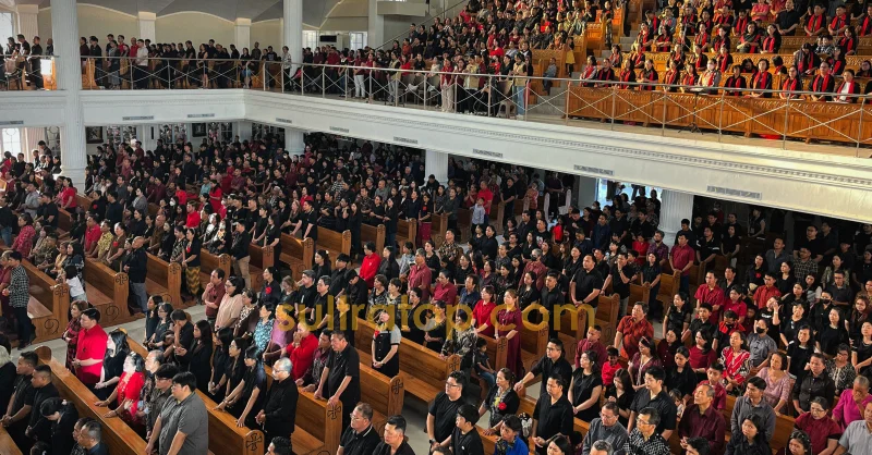 3.500 Jemaat Hadiri Jumat Agung di Kendari, Pastor Angkat Makna Pengorbanan dan Kemanusiaan 1 3.500 Jemaat Hadiri Jumat Agung di Kendari, Pastor Angkat Makna Pengorbanan dan Kemanusiaan