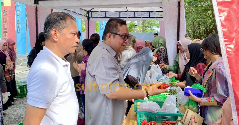 Pasar Tani Jadi Senjata Pemprov Sultra Tekan Inflasi, Harga Pangan Lebih Terjangkau 1 Pasar Tani Jadi Senjata Pemprov Sultra Tekan Inflasi, Harga Pangan Lebih Terjangkau