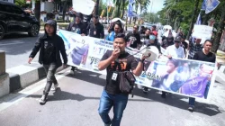 KKJ Sultra Kecam Aksi Nasdem Geruduk Kantor PWI, Dinilai Ancam Kebebasan Pers 7 KKJ Sultra Kecam Aksi Nasdem Geruduk Kantor PWI, Dinilai Ancam Kebebasan Pers