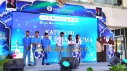 Adu Cepat di Panggung Eksyar Sultra, SMAN 1 Kendari Jadi yang Terbaik 9 Adu Cepat di Panggung Eksyar Sultra, SMAN 1 Kendari Jadi yang Terbaik