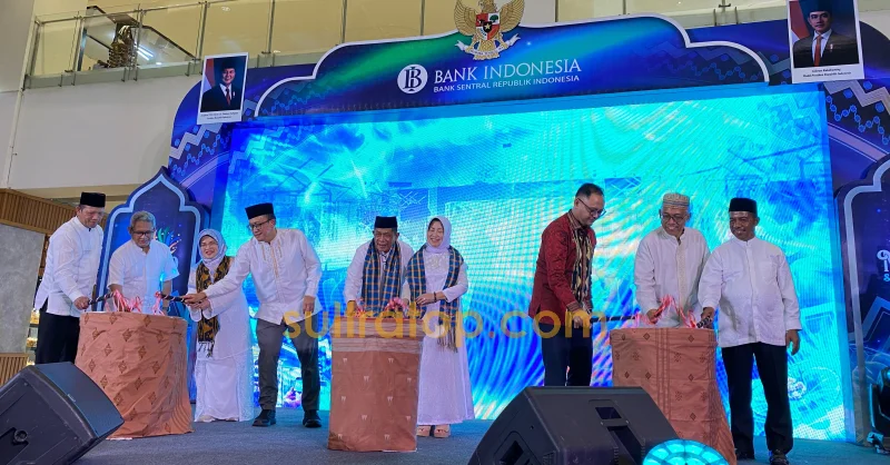 Wagub Hugua Buka Sultra Maimo Sharia Fest, Dorong Ekonomi Syariah dan Digitalisasi UMKM 1 Wagub Hugua Buka Sultra Maimo Sharia Fest, Dorong Ekonomi Syariah dan Digitalisasi UMKM