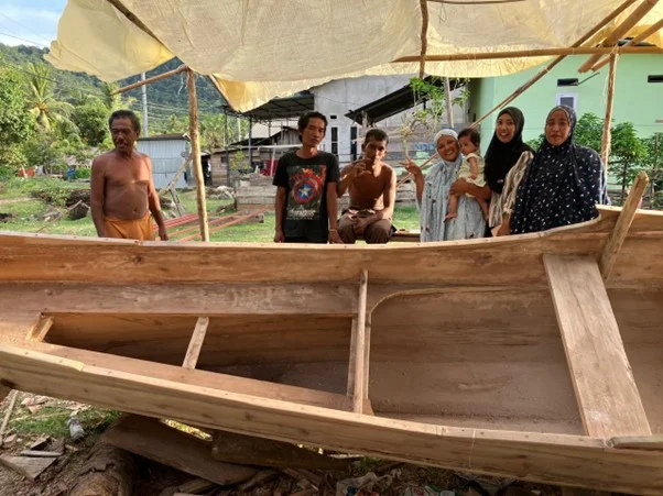 Tambang di Hulu, Derita di Hilir, Kisah Warga Labuang Bajo dan Bagaimana PSN Menggerus Kehidupan Pesisir 9 Tambang di Hulu, Derita di Hilir, Kisah Warga Labuang Bajo dan Bagaimana PSN Menggerus Kehidupan Pesisir
