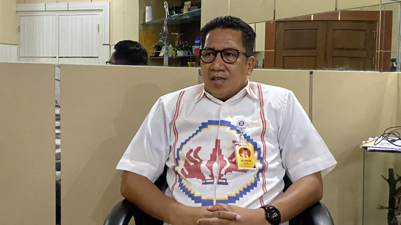 Plt Rektor UHO Tegaskan Tak Ada Lagi Perploncoan di Kampus 1 Plt Rektor UHO Tegaskan Tak Ada Lagi Perploncoan di Kampus