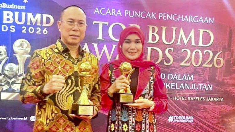 BPR Bahteramas Kolaka Bersinar di Panggung Nasional, Raih TOP BUMD Bintang 4 3 BPR Bahteramas Kolaka Bersinar di Panggung Nasional, Raih TOP BUMD Bintang 4