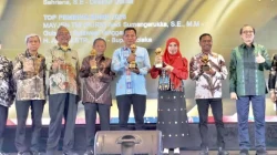 BPR Bahteramas Kolaka Bersinar di Panggung Nasional, Raih TOP BUMD Bintang 4 13 BPR Bahteramas Kolaka Bersinar di Panggung Nasional, Raih TOP BUMD Bintang 4