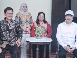 Terima Penghargaan di Solo, Dirut BPR Bahteramas Bombana Sempatkan Silaturahmi ke Jokowi