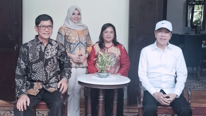 Terima Penghargaan di Solo, Dirut BPR Bahteramas Bombana Sempatkan Silaturahmi ke Jokowi