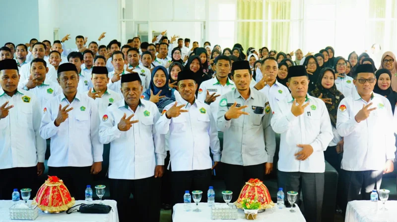 Kepercayaan Jadi Kunci, Kakanwil Kemenag Sultra Tekankan Integritas dan Inovasi ASN di Wakatobi