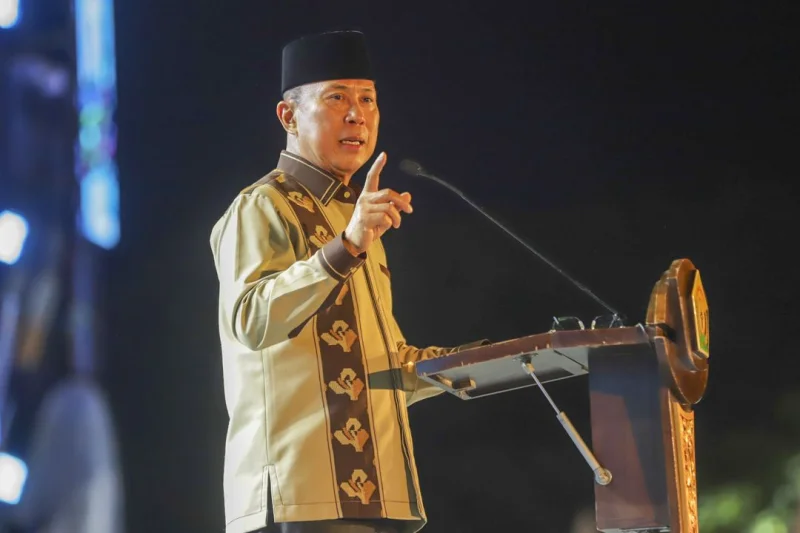 Beasiswa Rp1,8 M dari Dana Pribadi Gubernur Sultra, Mahasiswa Bisa Daftar Pekan Depan 2 Beasiswa Rp1,8 M dari Dana Pribadi Gubernur Sultra, Mahasiswa Bisa Daftar Pekan Depan