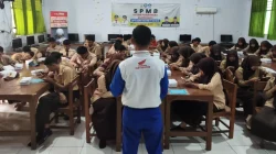 Asmo Sulsel Edukasi Safety Riding Siswa SMKN 1 Gowa, Tekankan Pentingnya Fokus saat Berkendara 11 Asmo Sulsel Edukasi Safety Riding Siswa SMKN 1 Gowa, Tekankan Pentingnya Fokus saat Berkendara