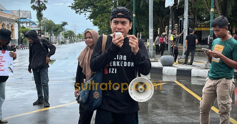 Peringati Hari Buruh, AJI Kendari Gelar Aksi Tolak PHK Massal Jurnalis