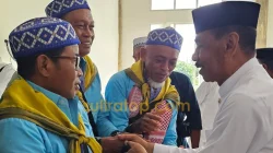 Pemkab Muna Barat Tanggung Biaya Transportasi Lokal 19 Jemaah Calon Haji ke Makassar 5 Pemkab Muna Barat Tanggung Biaya Transportasi Lokal 19 Jemaah Calon Haji ke Makassar