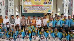 Wabup Muna Barat Lepas 19 Jemaah Calon Haji, Titip Doa untuk Daerah 7 Wabup Muna Barat Lepas 19 Jemaah Calon Haji, Titip Doa untuk Daerah