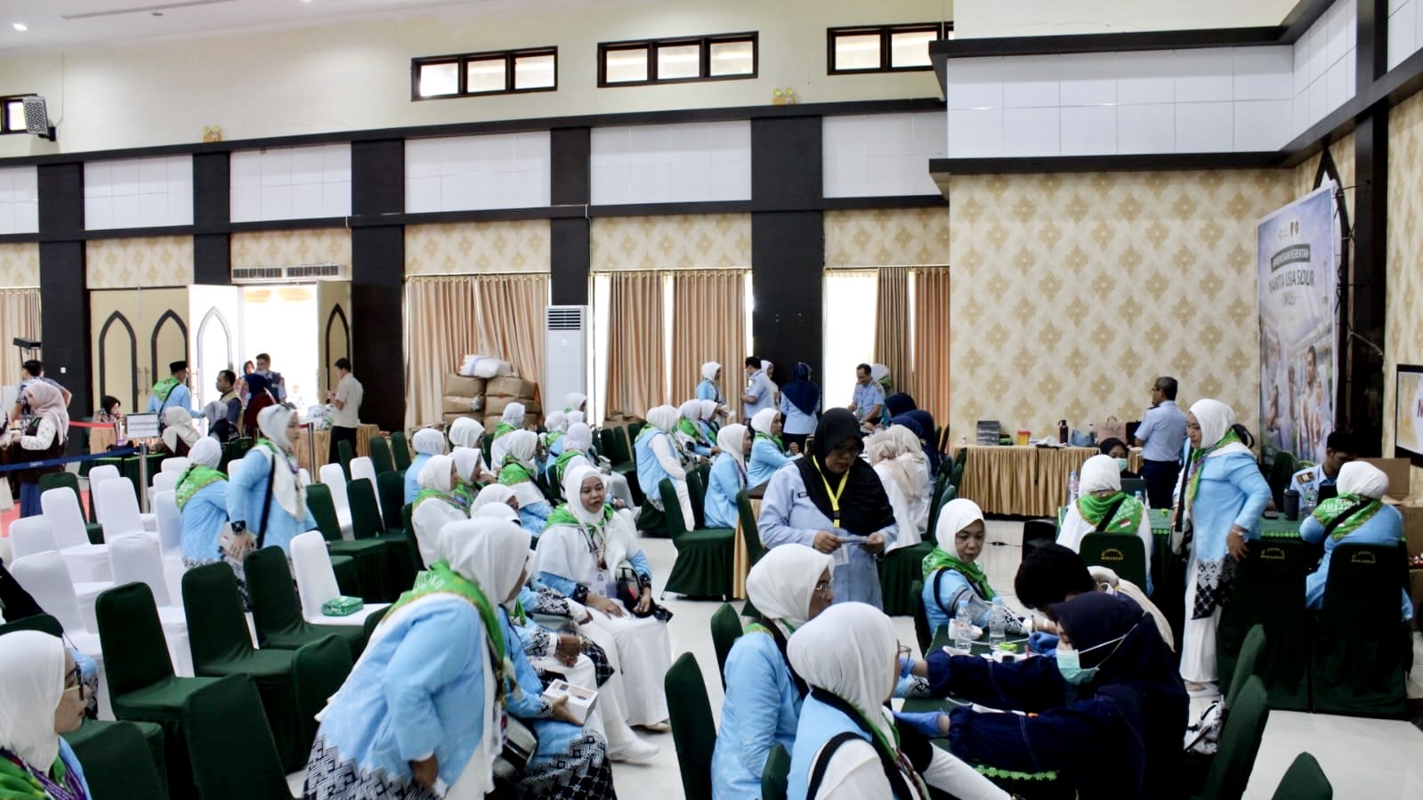 Kloter Perdana Jemaah Haji Sultra Resmi Diterima di Embarkasi Makassar 1 Kloter Perdana Jemaah Haji Sultra Resmi Diterima di Embarkasi Makassar