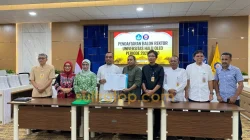 Berada di Makkah, Prof Azhar Bafadal Resmi Daftar Pilrek UHO