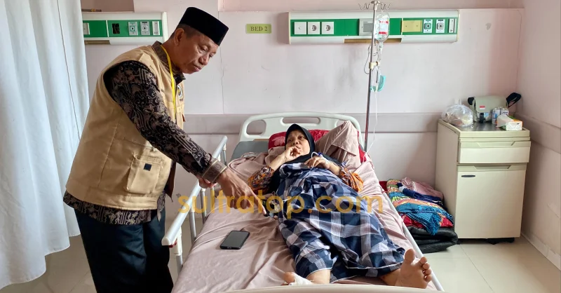 Jemaah Calon Haji Asal Konsel Jalani Operasi di Makassar Usai Tak Sadar Injak Paku 1 Jemaah Calon Haji Asal Konsel Jalani Operasi di Makassar Usai Tak Sadar Injak Paku