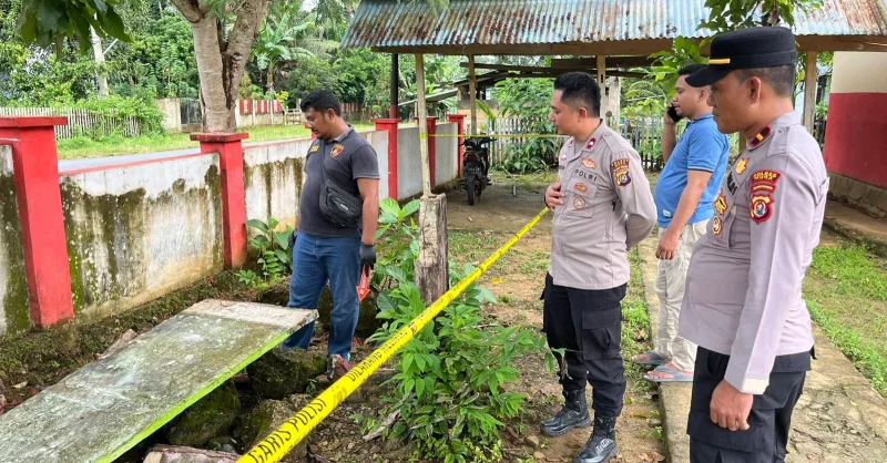 Siswi SD di Barangka Meninggal Tertimpa Papan Nama Sekolah, Begini Kronologisnya 1 Siswi SD di Barangka Meninggal Tertimpa Papan Nama Sekolah, Begini Kronologisnya