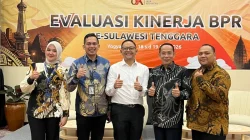 OJK dan Perbarindo Sultra Evaluasi Kinerja Semester II 2025 BPR se-Sultra