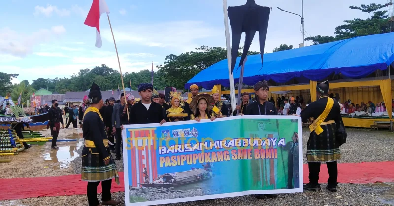 Kirab Budaya Perdana Konkep Berlangsung Meriah, Tampilkan Harmoni Lintas Suku di Wawonii