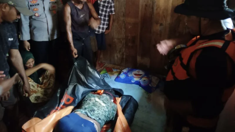 Nelayan Hilang di Buton Ditemukan Meninggal, Operasi SAR Resmi Ditutup 1 Nelayan Hilang di Buton Ditemukan Meninggal, Operasi SAR Resmi Ditutup