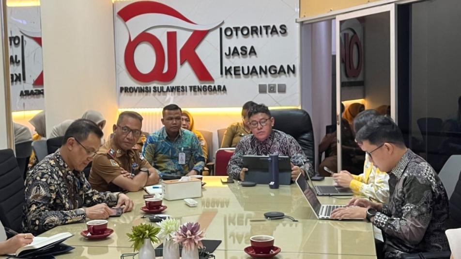 OJK Sultra Matangkan Kejar Award 2026, Kota Kendari Siap Bersaing di Tingkat Regional 1 OJK Sultra Matangkan Kejar Award 2026, Kota Kendari Siap Bersaing di Tingkat Regional
