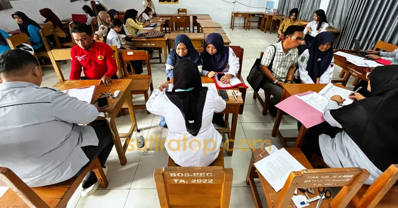 SPMB 2026 SMAN 4 Kendari Diserbu Pendaftar, Sekolah Tegaskan Tak Terima Titipan