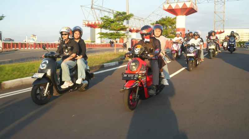 Asmo Sulsel Gelar Scoopy Riding di Makassar, Padukan Gaya Hidup dan Keselamatan Berkendara 1 Asmo Sulsel Gelar Scoopy Riding di Makassar, Padukan Gaya Hidup dan Keselamatan Berkendara