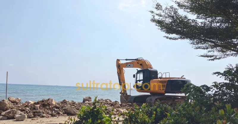 Abrasi Pantai Lasusua Diatasi, Pemerintah Bangun Pengaman Pantai Rp16 Miliar 1 Abrasi Pantai Lasusua Diatasi, Pemerintah Bangun Pengaman Pantai Rp16 Miliar