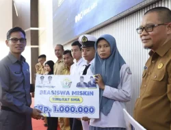 Beasiswa Pemprov Sultra untuk 3.500 Siswa Resmi Dimulai, Penyaluran Bertahap ke Seluruh Daerah