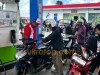 Antrean Pertalite Mengular di Sejumlah SPBU Kendari, Warga Berjam-jam Mengantre