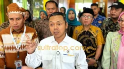 Wamendikdasmen Tinjau Program Prioritas Presiden di Wakatobi, Pastikan Akses Pendidikan bagi Anak Suku Bajo 3 Wamendikdasmen Tinjau Program Prioritas Presiden di Wakatobi, Pastikan Akses Pendidikan bagi Anak Suku Bajo