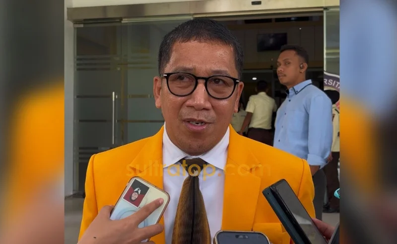 Dari Dosen Hukum hingga Calon Rektor UHO, Ini Jejak Karier Dr. Herman 1 Dari Dosen Hukum hingga Calon Rektor UHO, Ini Jejak Karier Dr. Herman