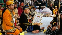Gubernur Andi Sumangerukka Terima Gelar Adat dari Masyarakat Muna 15 Gubernur Andi Sumangerukka Terima Gelar Adat dari Masyarakat Muna