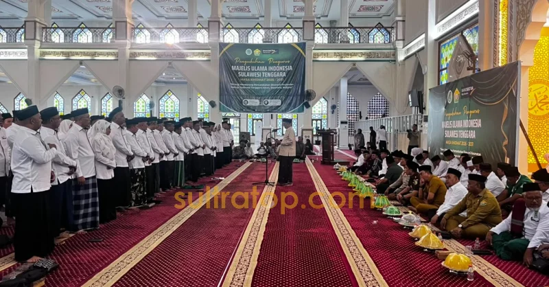 Pengurus Baru MUI Sultra 2026-2031 Dikukuhkan, Andi Sumangerukka Tekankan Persatuan Umat