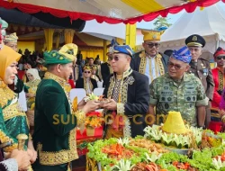 Pimpin Upacara HUT ke-12 Muna Barat, Gubernur Sultra Tekankan Sinergi untuk Percepat Pembangunan Daerah