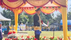 Pimpin Upacara HUT ke-12 Muna Barat, Gubernur Sultra Tekankan Sinergi untuk Percepat Pembangunan Daerah